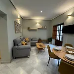 Makao Alameda 2 Bedroom * إشبيلية